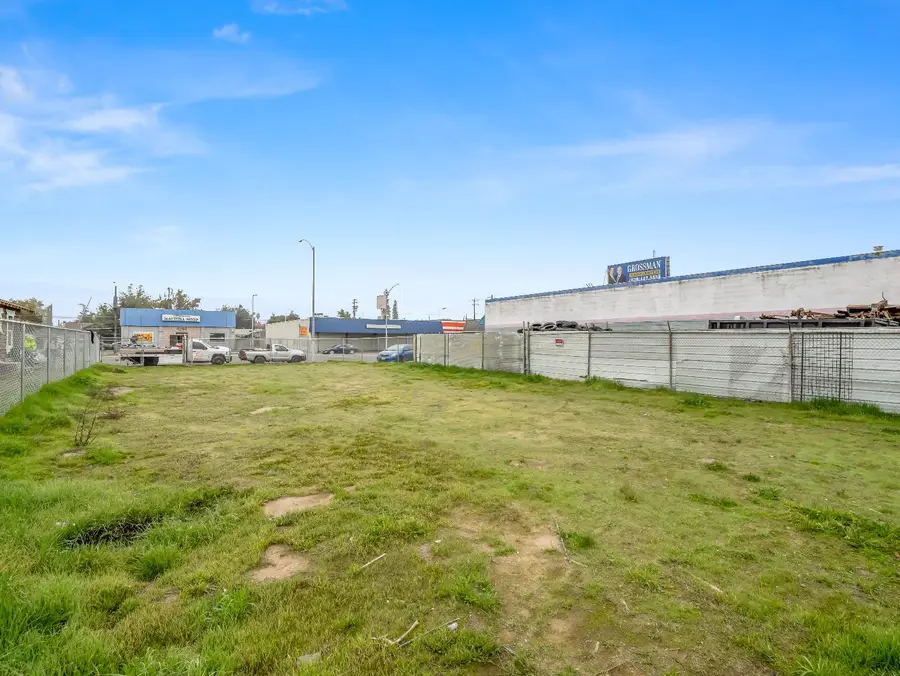 4245 E Belmont Avenue, Fresno, CA 93702 - Image #3