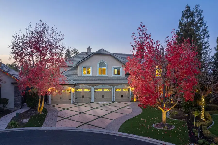 1558 E Shadow Creek Drive, Fresno, CA 93730 - Image #2