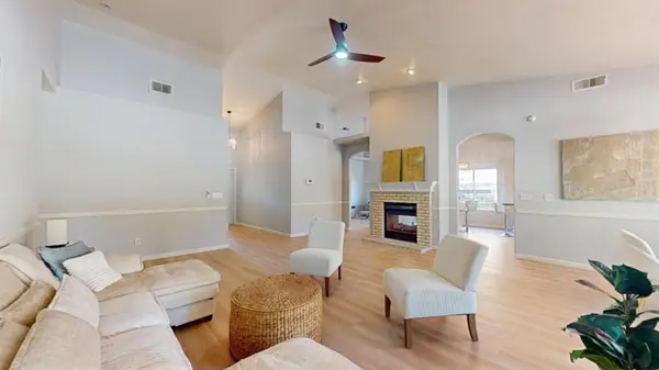 2944 E Christopher Drive, Fresno, CA 93720