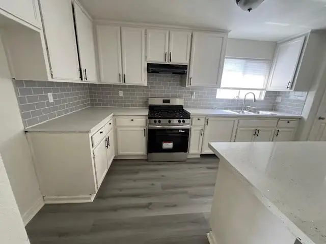 126 Clyde, Bakersfield, CA 93307 - #3