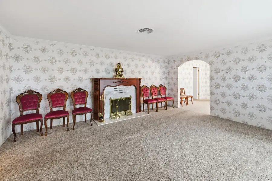 11704 E Nebraska Avenue, Selma, CA 93662 - Image #3