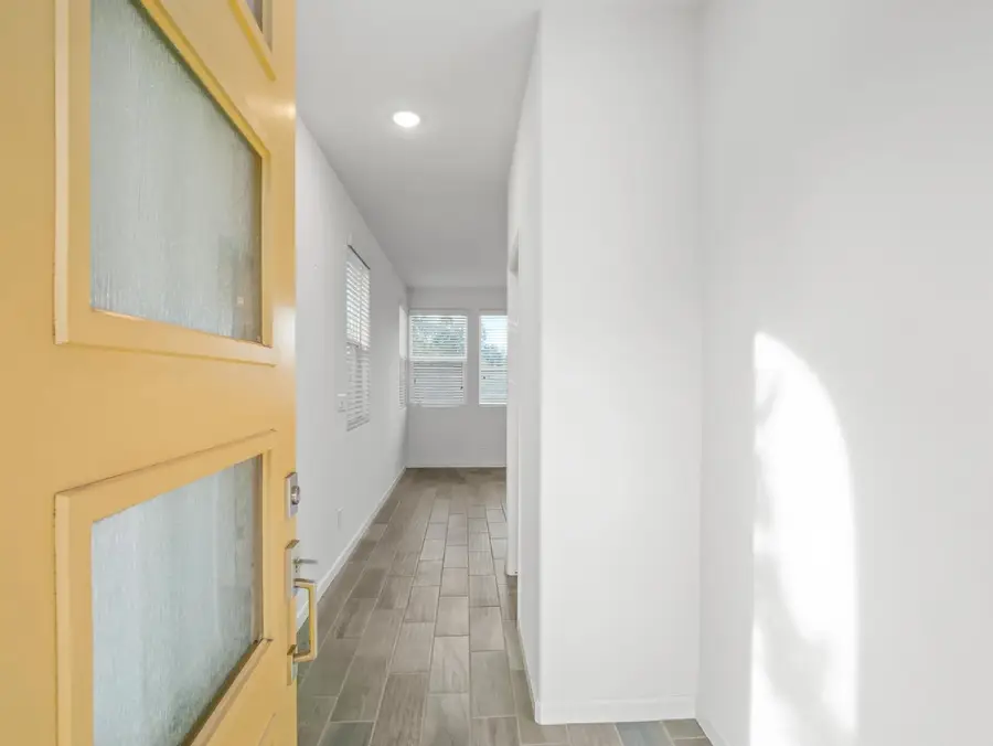 1913 Oak Lane, Clovis, CA 93619 - Image #3