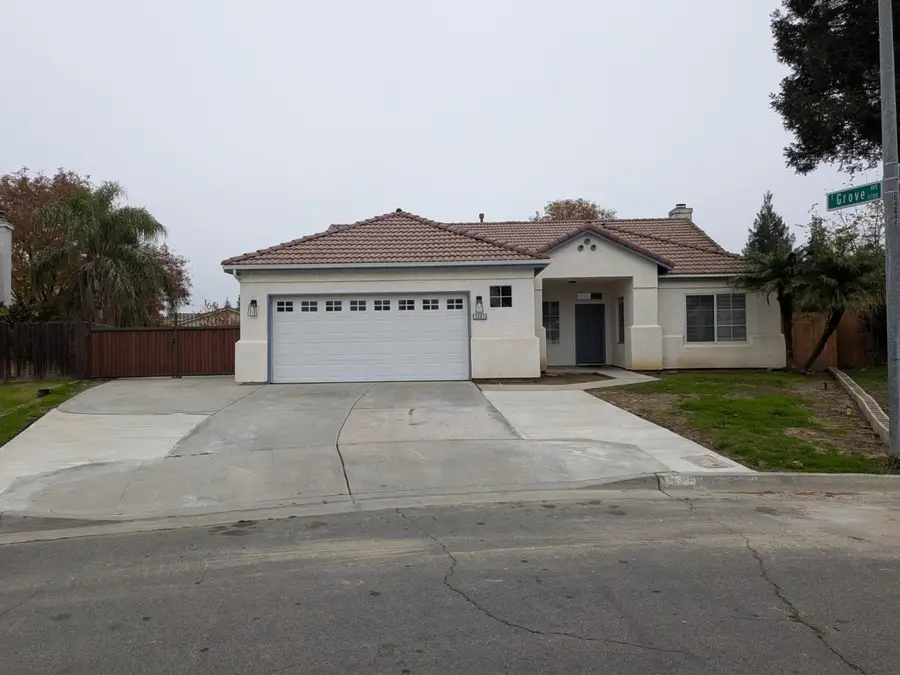 2485 S Manila Avenue, Fresno, CA 93727 - Image #2