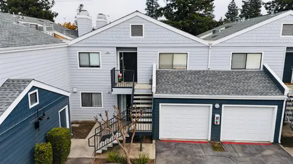 7675 N 1st Street #202, Fresno, CA 93720