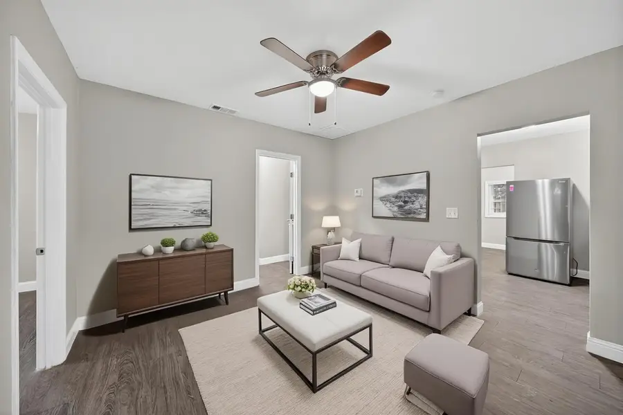 3231 E Townsend Avenue, Fresno, CA 93702 - Image #2