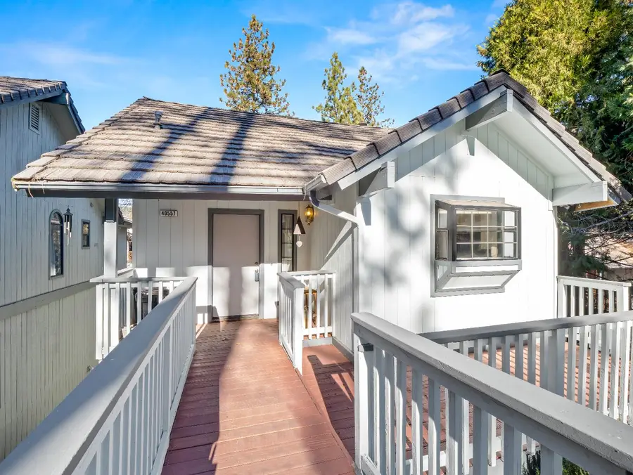 40557 Saddleback Road, Bass Lake, CA 93604 - Image #2