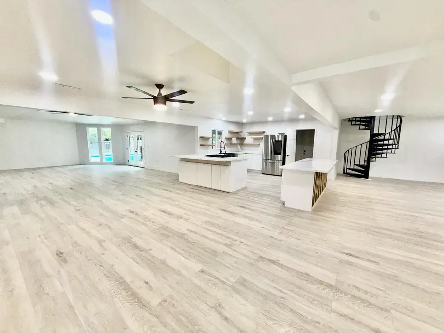 10326 N Fowler Avenue, Clovis, CA 93619 - Image #3