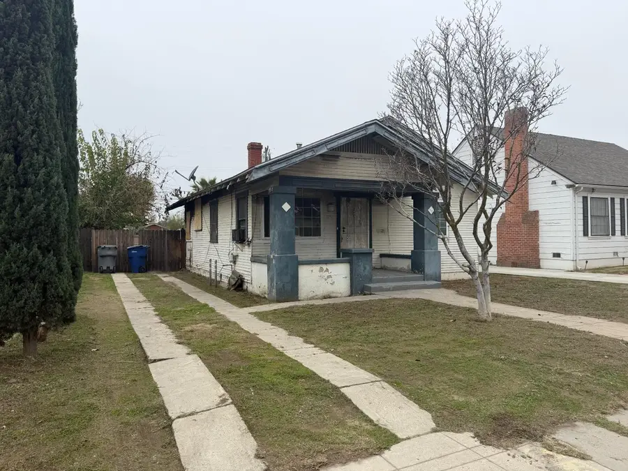 1103 N Adoline Avenue, Fresno, CA 93728 - Image #3