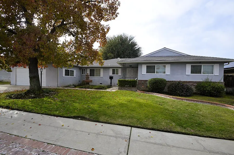 6197 N Millbrook Avenue, Fresno, CA 93710 - Image #2