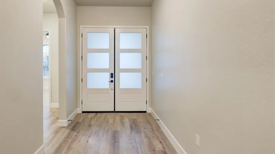 1644 N Blackwood Avenue, Clovis, CA 93619 - Image #2