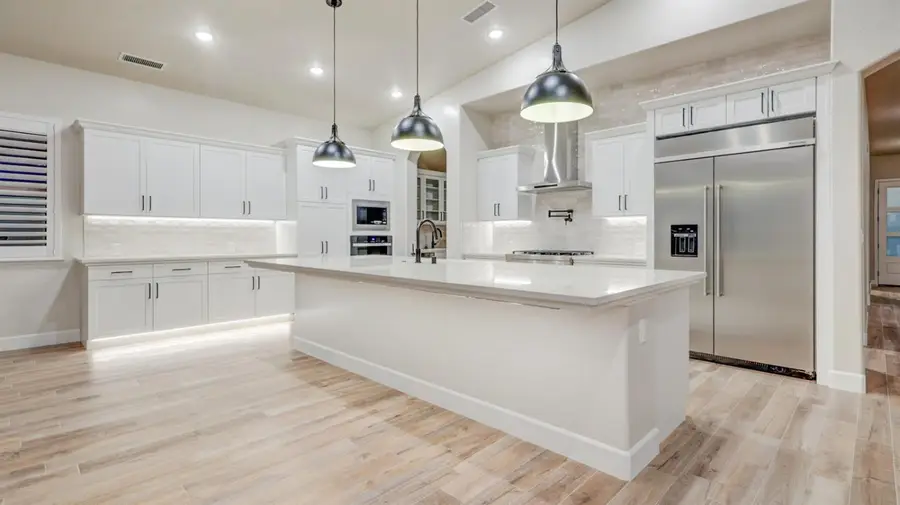 1644 N Blackwood Avenue, Clovis, CA 93619 - Image #3