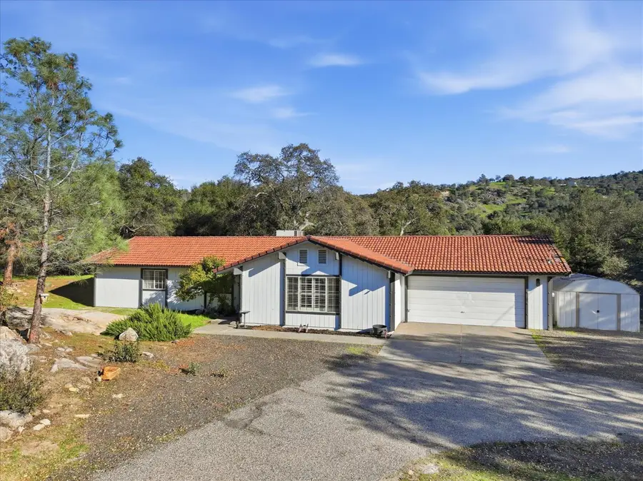 31083 Moccassin Court, Coarsegold, CA 93614 - #3