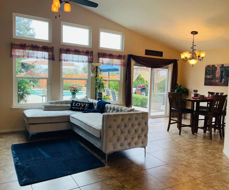 2873 Mitchell Avenue, Clovis, CA 93611 - Image #3