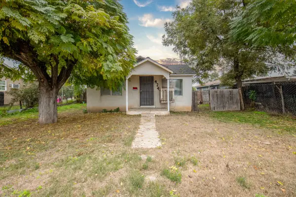 424 Morton Avenue, Sanger, CA 93657