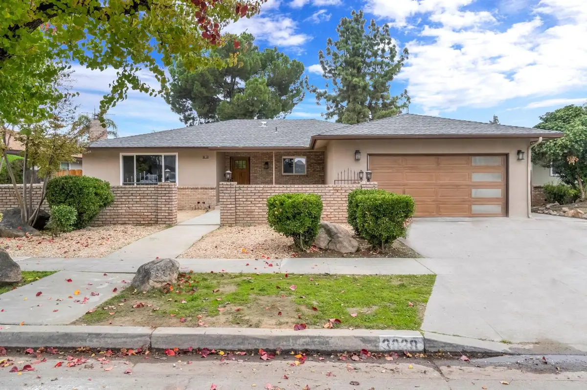 3038 E Sample Avenue, Fresno, CA 93710 - Image #1