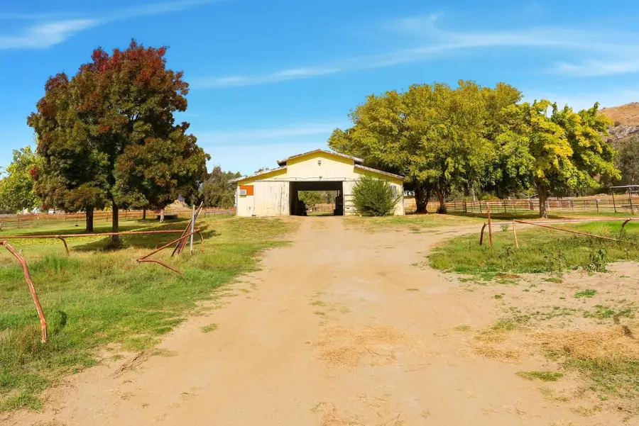 32272 Avenue 176 B&c, Springville, CA 93265 - Image #3