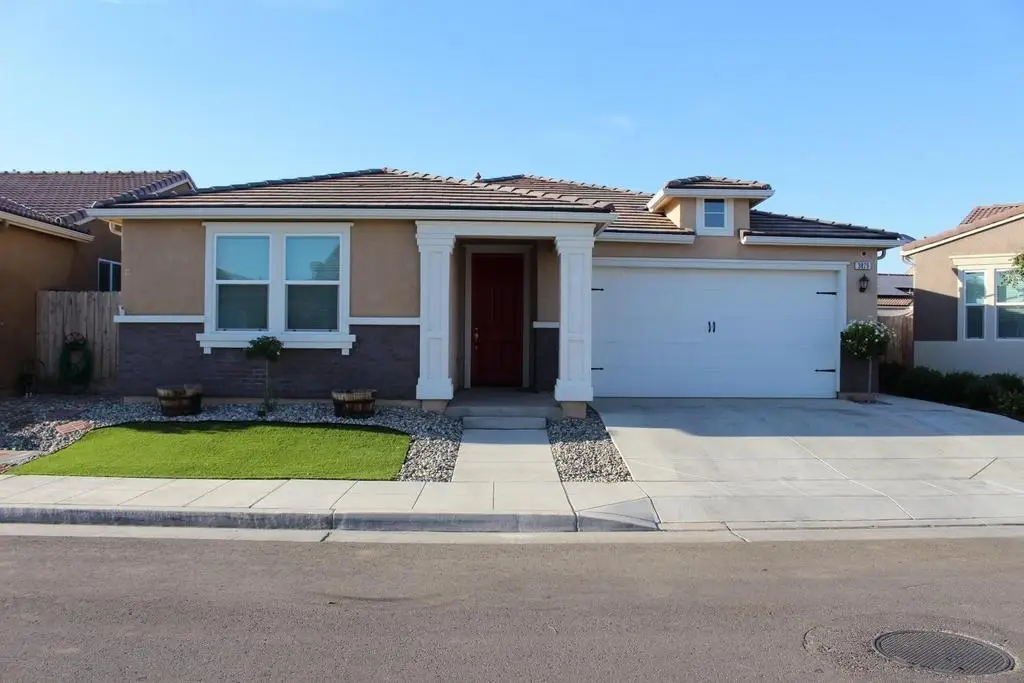 3879 Mecca Avenue, Clovis, CA 93619 - Image #1