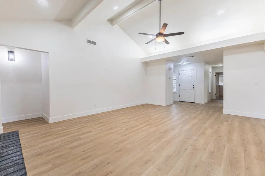 901 Barnett Way, Madera, CA 93637 - Image #3