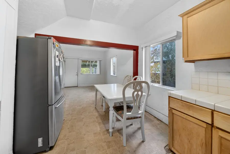 849 B, Fresno, CA 93706 - Image #3