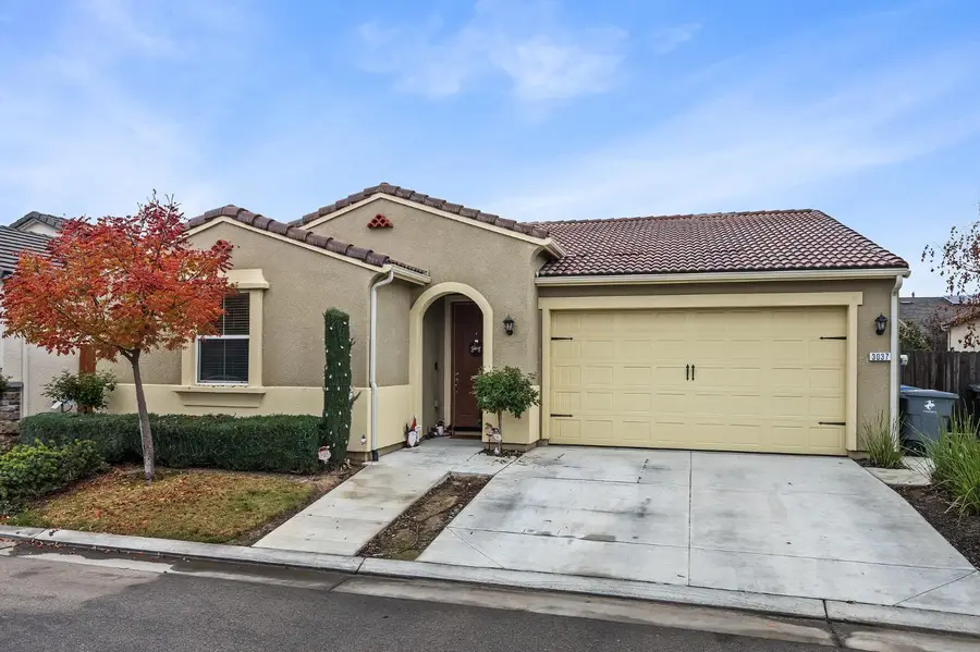 3037 Traverse Lane, Clovis, CA 93619 - Image #2