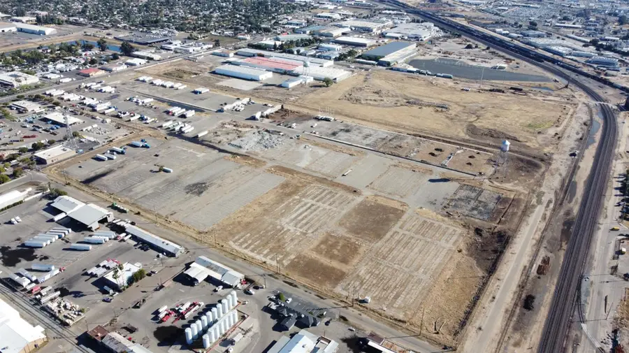 2314 S Orange Avenue, Fresno, CA 93725 - Image #3