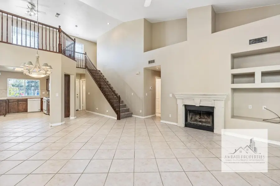 7577 N Trellis Circle, Fresno, CA 93720 - Image #2