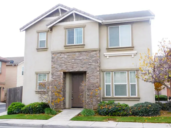 4355 W Artemisa Drive, Fresno, CA 93722