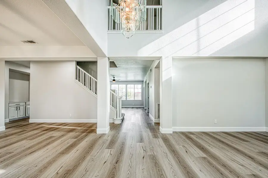 9358 N Winery Avenue, Fresno, CA 93720 - Image #2