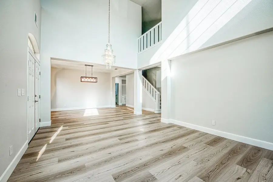 9358 N Winery Avenue, Fresno, CA 93720 - Image #3