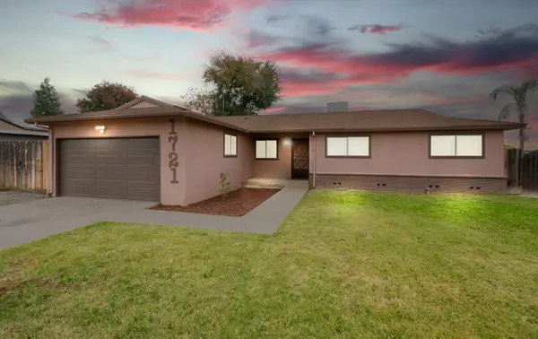 1721 Beverly Avenue, Clovis, CA 93611