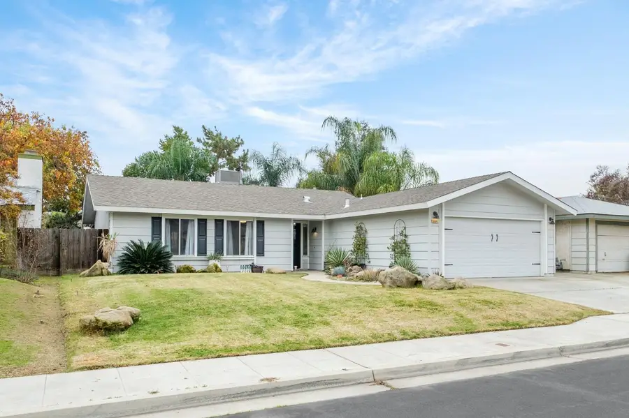 1154 Palo Alto Avenue, Clovis, CA 93612 - Image #2