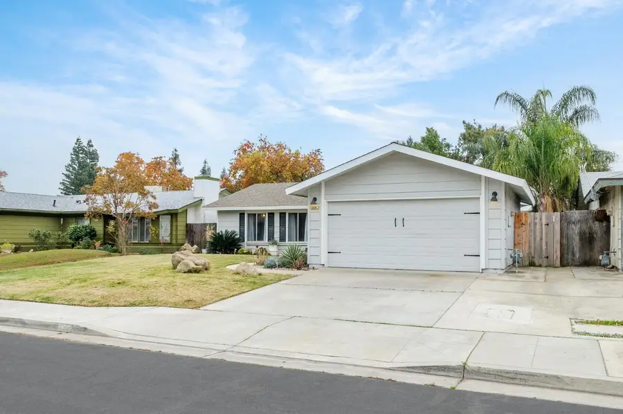 1154 Palo Alto Avenue, Clovis, CA 93612 - Image #3
