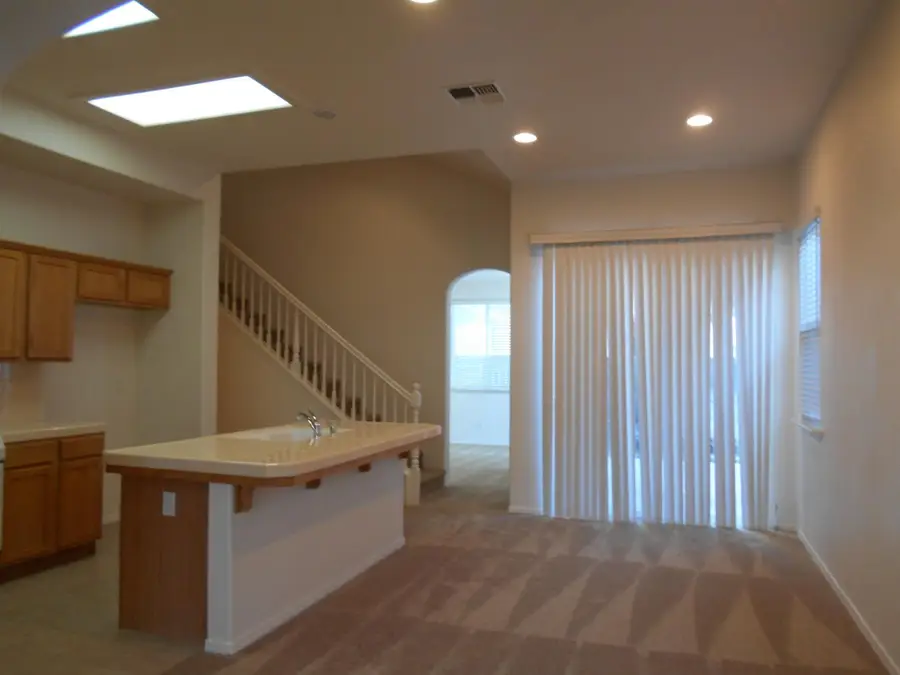 638 W Milano Lane, Clovis, CA 93619 - Image #3