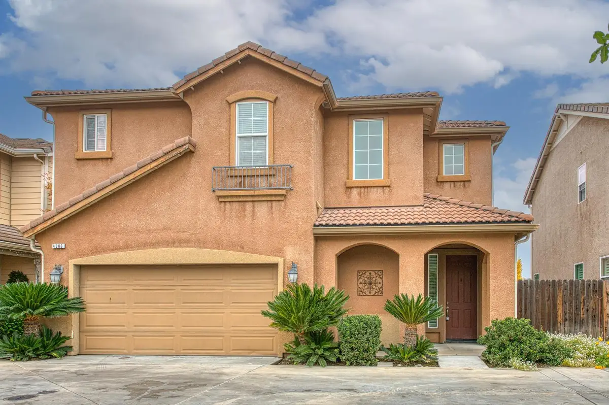 4386 W Artemisa Drive, Fresno, CA 93722 - Image #1