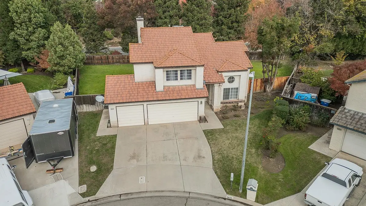 9659 N Shenandoah Lane, Fresno, CA 93720 - Image #1