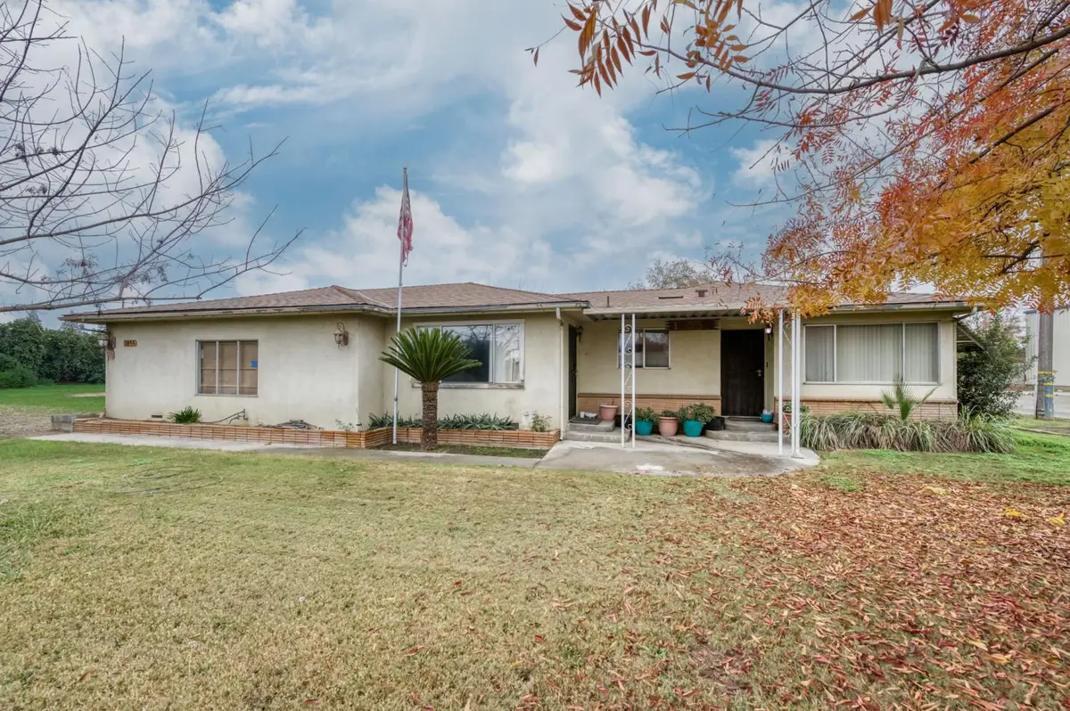 1055 E Dinuba Avenue, Reedley, CA 93654 - Image #1