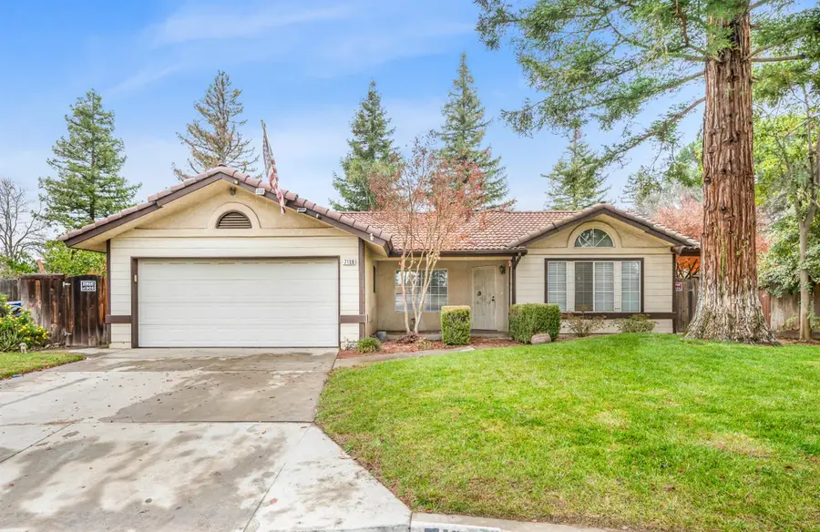 7198 N Ivanhoe Avenue, Fresno, CA 93722 - Image #2