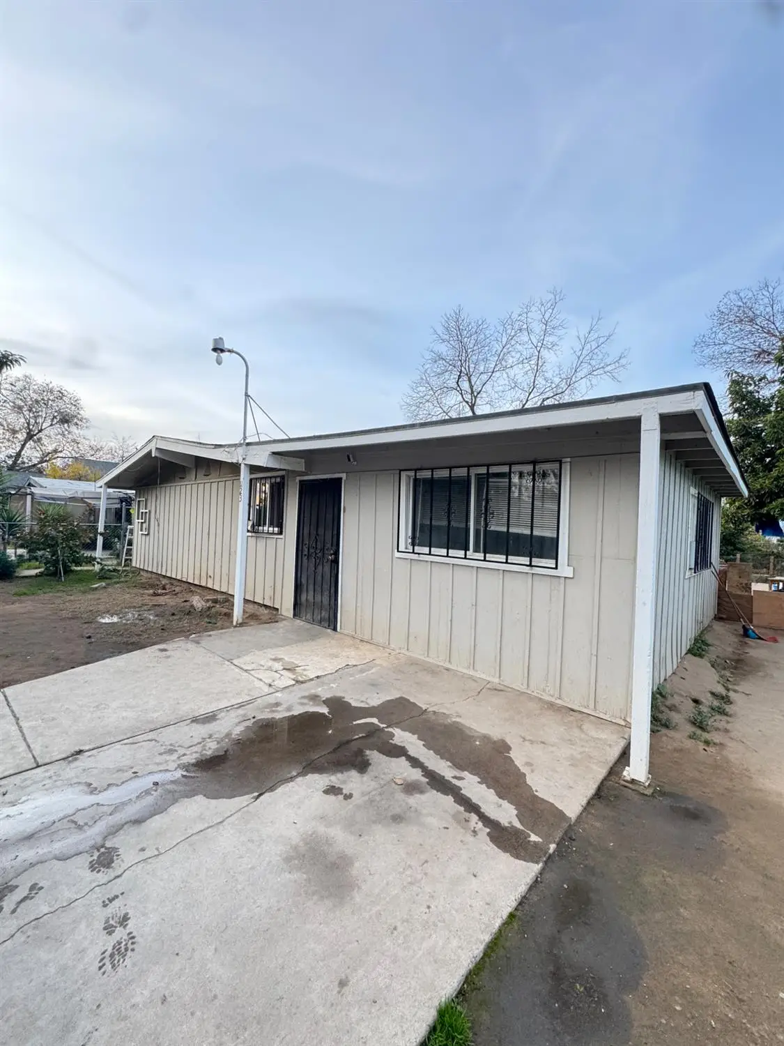 1123 E Garrett Avenue, Fresno, CA 93706 - Image #1