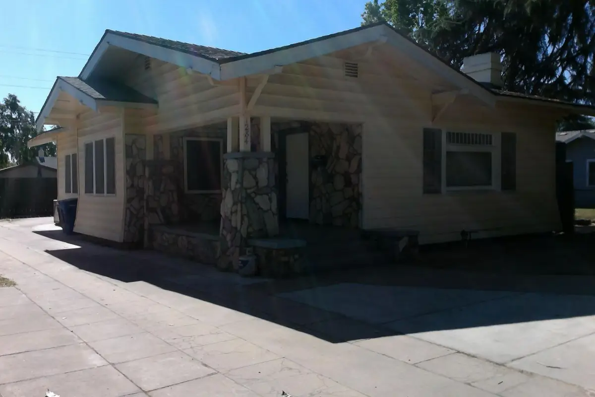 1284 N Ferger Avenue, Fresno, CA 93728 - Image #1