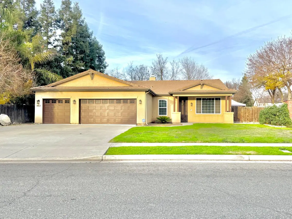 5812 W Ceres Avenue, Visalia, CA 93291 - Image #1