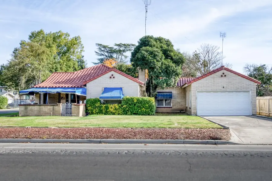 4042 N Maroa Avenue, Fresno, CA 93704 - Image #2