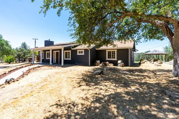 42802 Woodmar Drive, Coarsegold, CA 93614