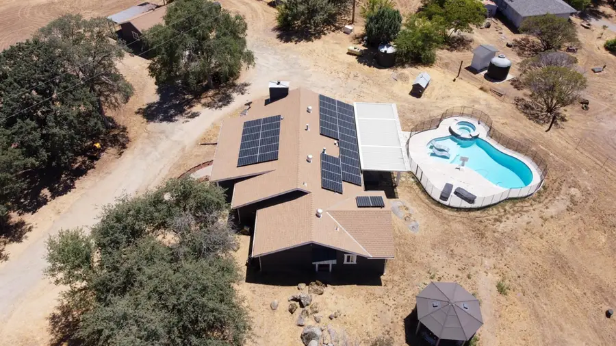 42802 Woodmar Drive, Coarsegold, CA 93614 - Image #3