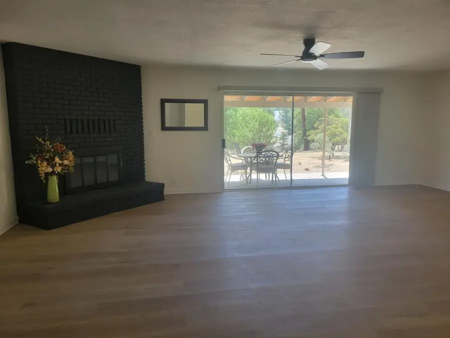 30685 Yosemite Springs Pkwy, Coarsegold, CA 93614 - Image #2