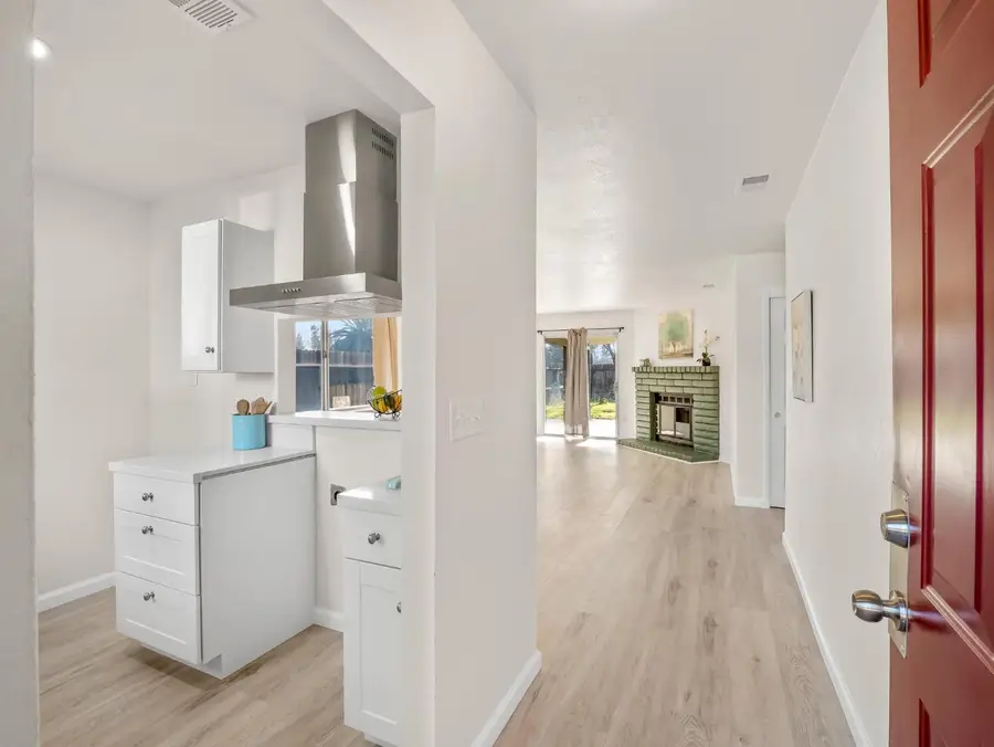 4359 W Cardiff Avenue, Fresno, CA 93722 - Image #3