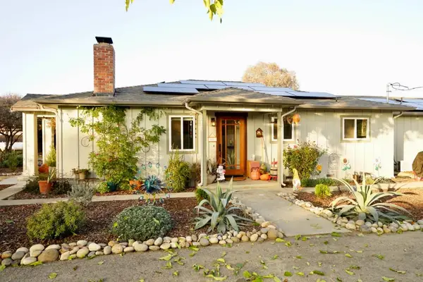 10340 Fowler Avenue, Clovis, CA 93619