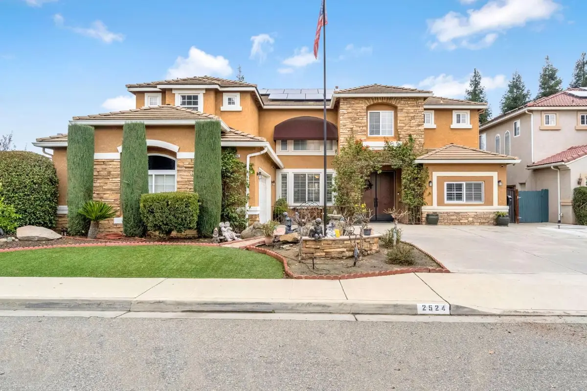 2524 E Granada Avenue, Fresno, CA 93720 - Image #1