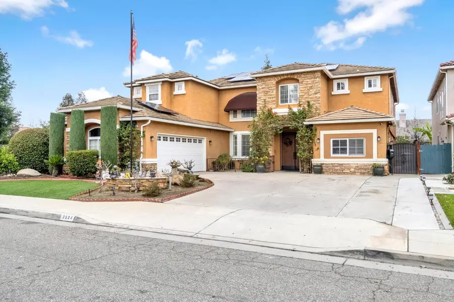 2524 E Granada Avenue, Fresno, CA 93720 - Image #3