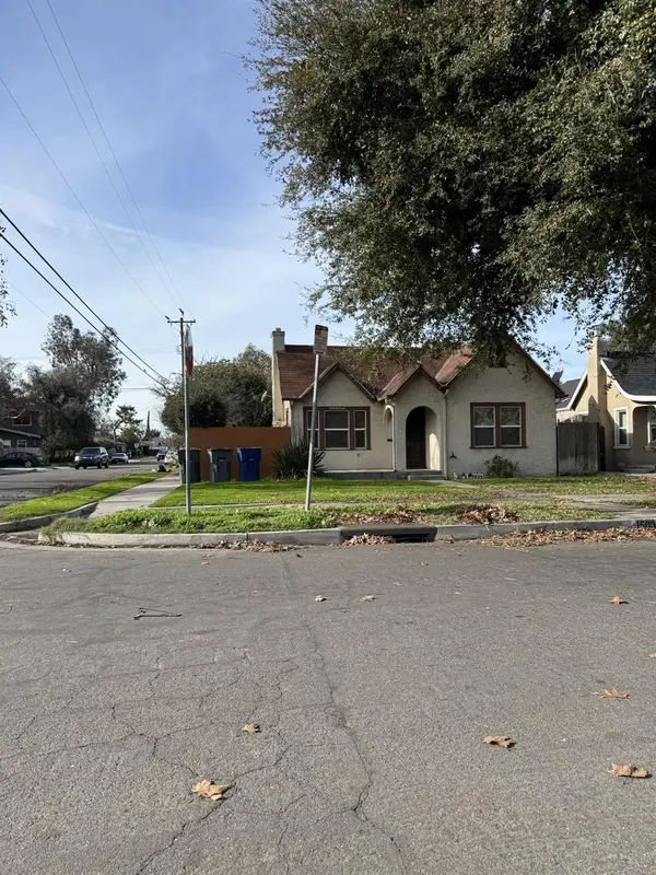 1503 N Glenn Avenue N, Fresno, CA 93728