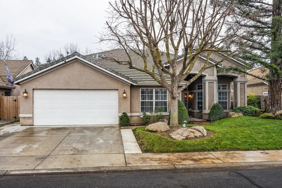6168 N Stockdale Drive, Fresno, CA 93722 - Image #1